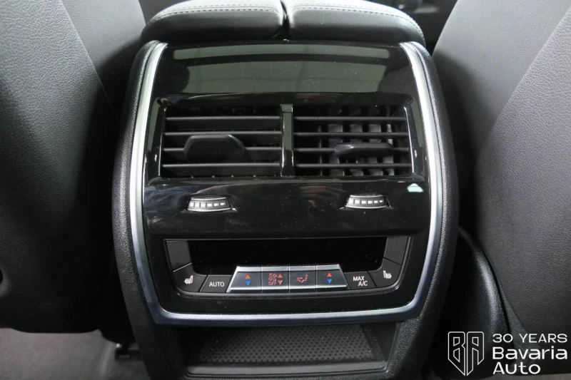 BMW X5 M60i xDrive Sportautomatic, снимка 13 - Автомобили и джипове - 52727298