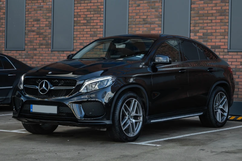 Mercedes-Benz GLE 350 D AMG Coupe, снимка 2 - Автомобили и джипове - 53271828