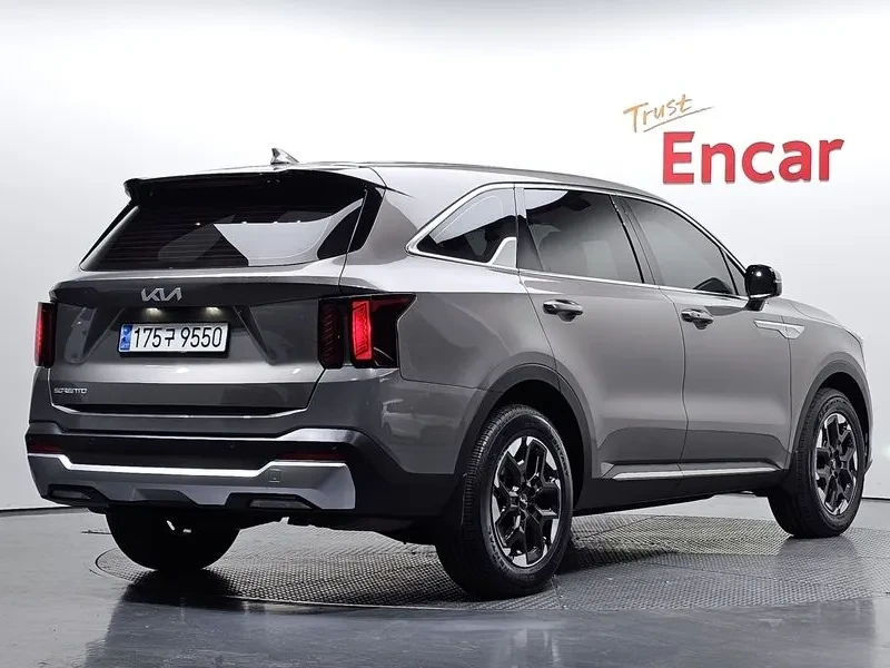 Kia Sorento 2.5L Turbo GDI / Carfax, снимка 3 - Автомобили и джипове - 54985506