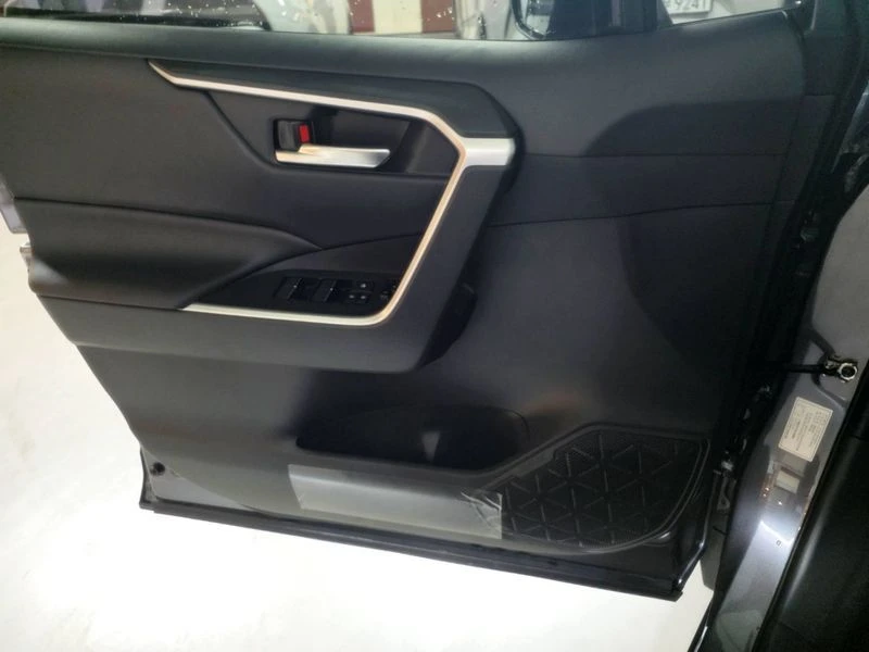 Toyota Rav4 2.5 2WD Hybrid XLE| 219�.�.| ���.��������� | Mobile.bg � ����������� 11