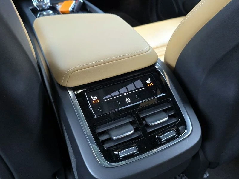 Volvo XC60 КРАЙНА ЦЕНА: 29192 EUR, снимка 17 - Автомобили и джипове - 55967151