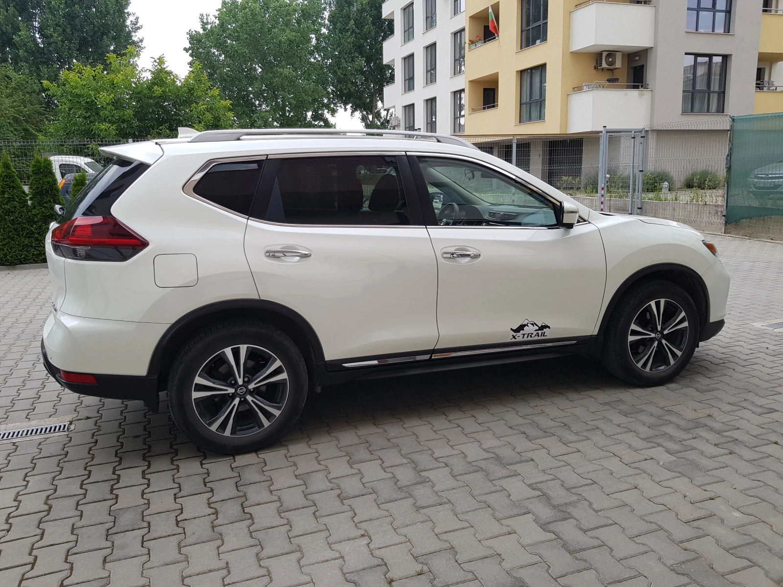 Nissan X-trail 4Х4 2.5i - изображение 6