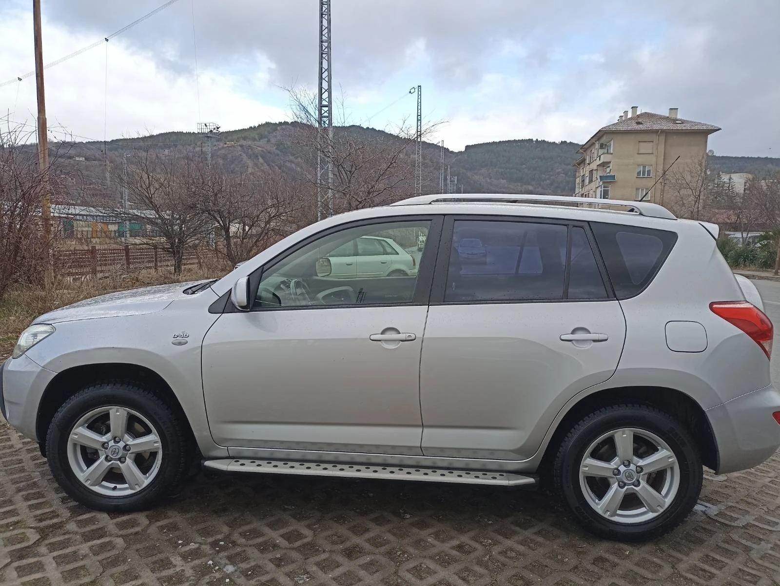 Toyota Rav4  - изображение 5