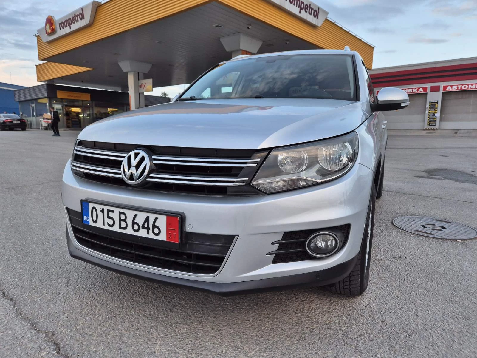 VW Tiguan 2.0TDI 4X4 DSG - изображение 3