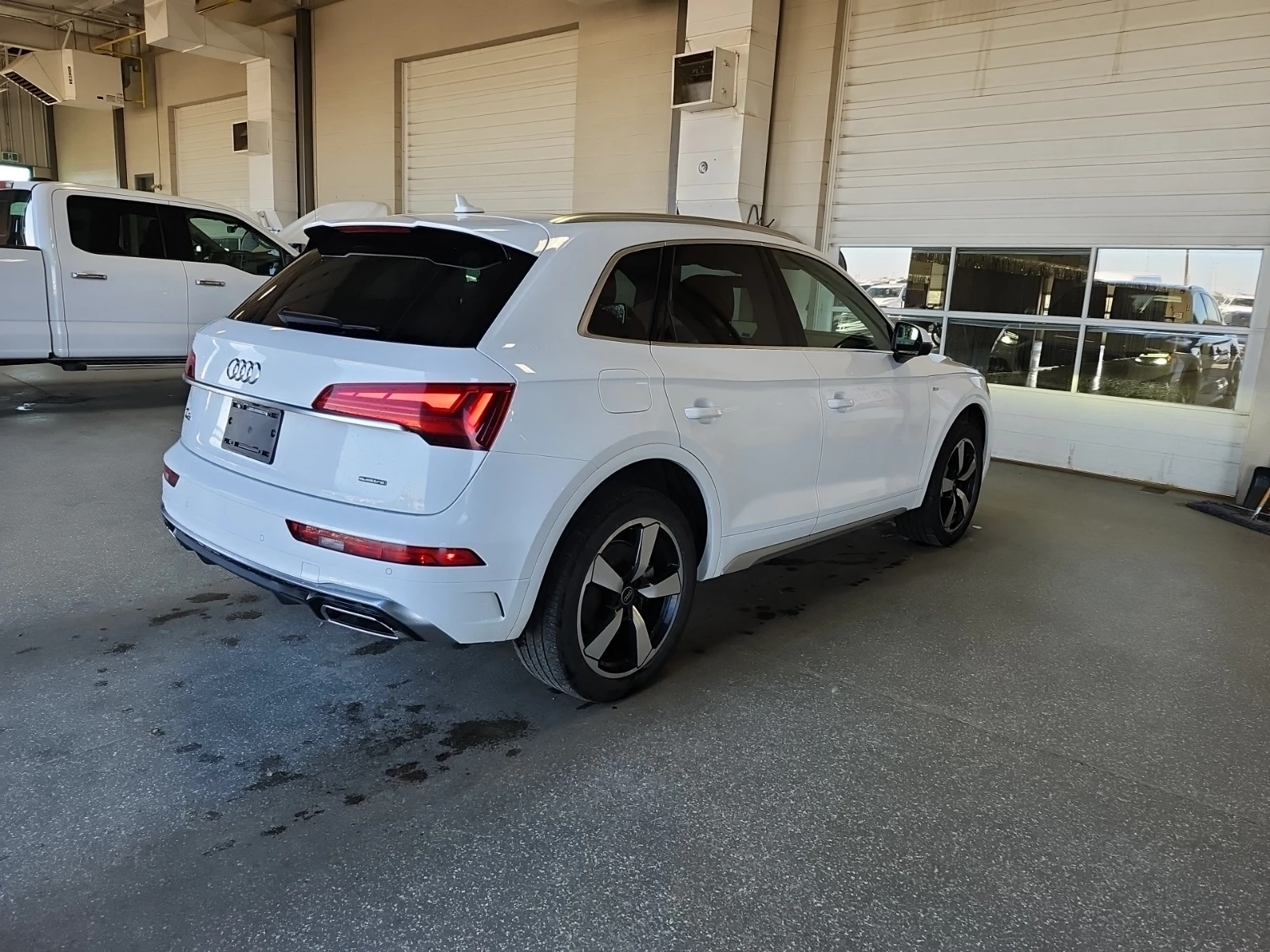 Audi Q5 * CARFAX *    | Mobile.bg   4