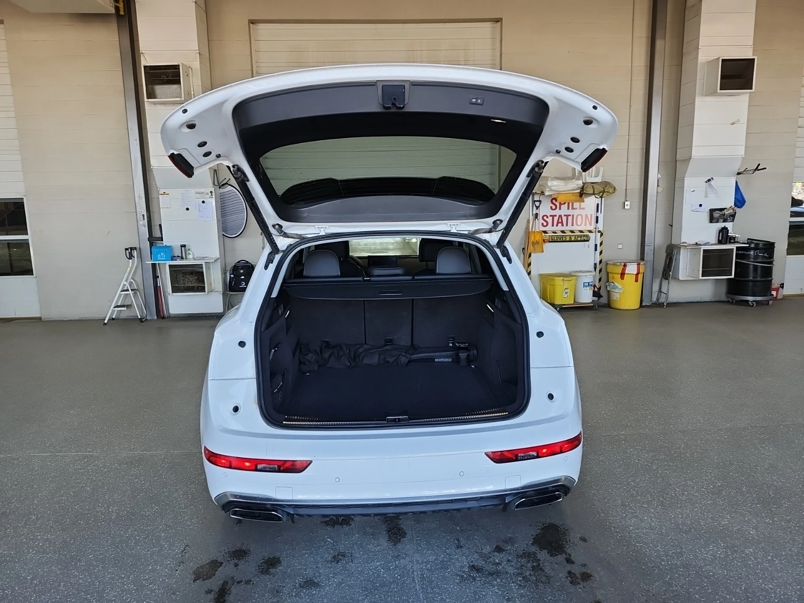 Audi Q5 * CARFAX *    | Mobile.bg   9