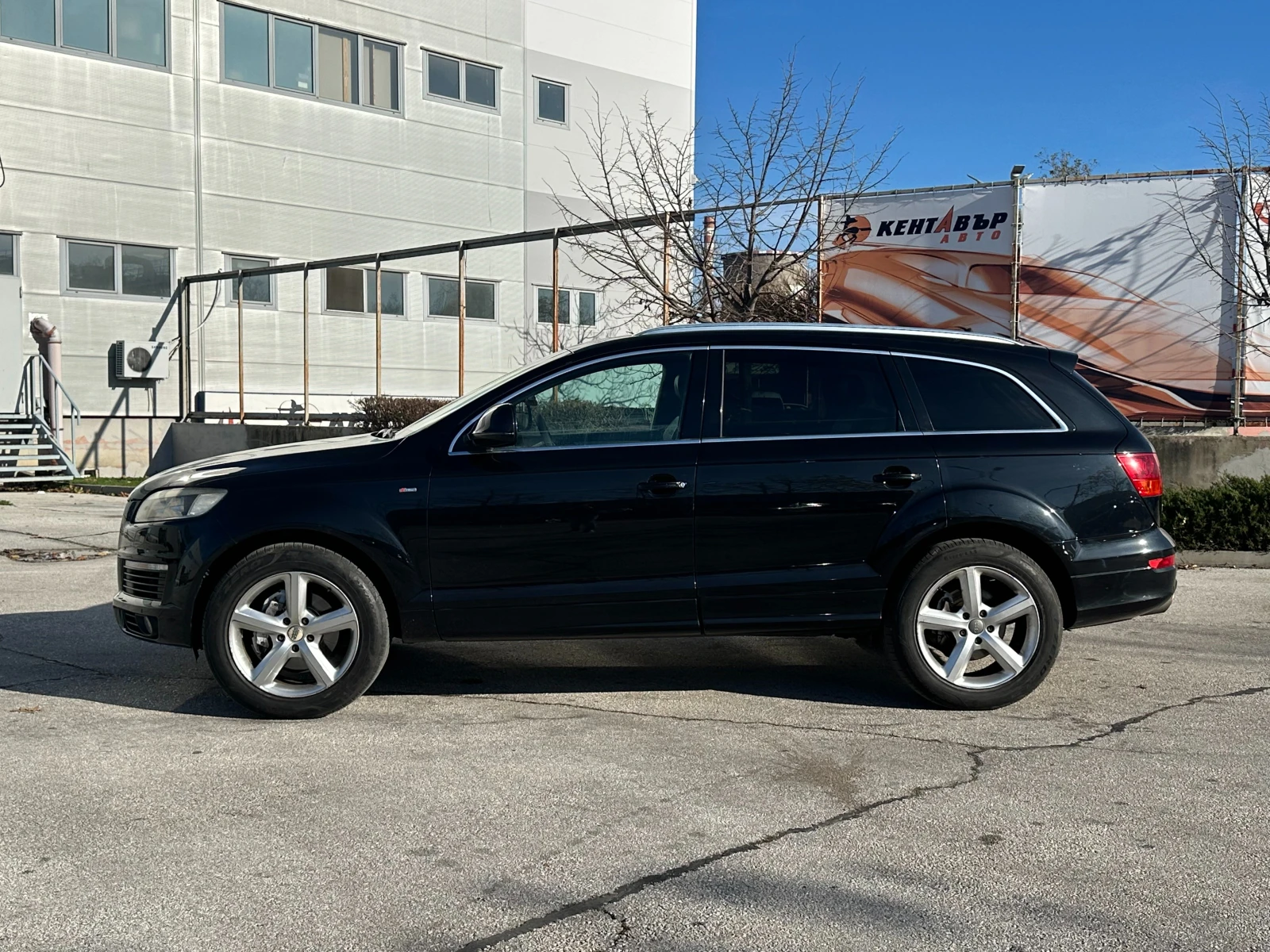 Audi Q7 3.0d/ S line/Панорама - изображение 2