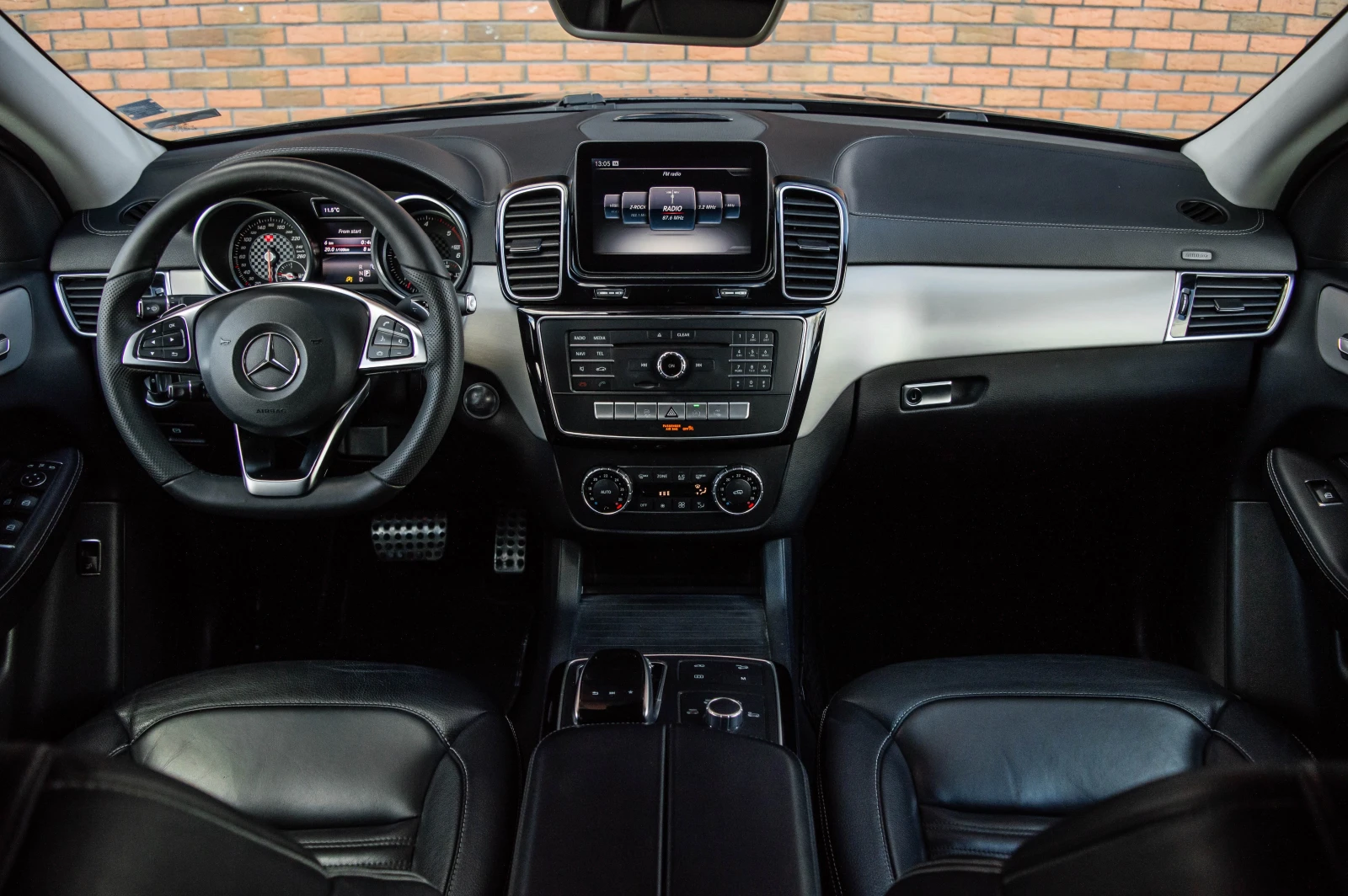 Mercedes-Benz GLE 350 D AMG Coupe - изображение 8