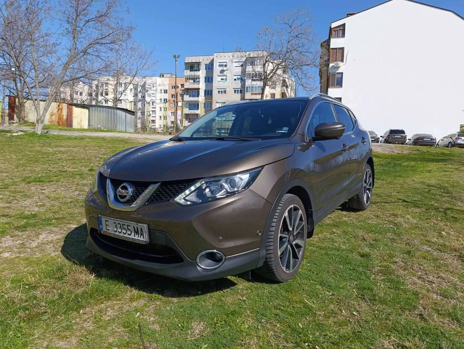 Nissan Qashqai 1.6cdi, снимка 10 - Автомобили и джипове - 53830217