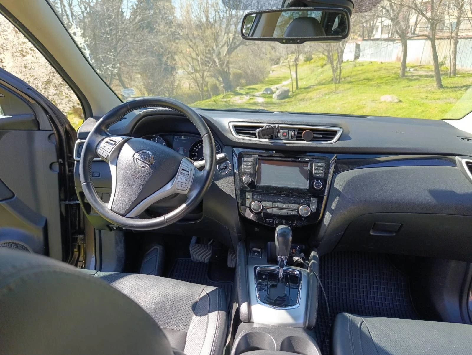 Nissan Qashqai 1.6cdi, снимка 2 - Автомобили и джипове - 53830217