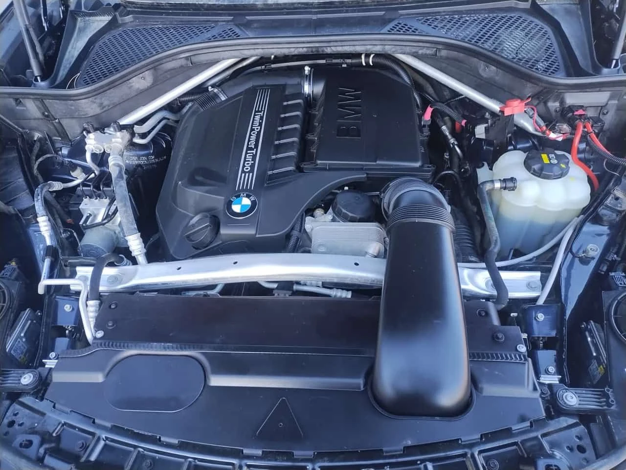 BMW X5 * xDrive35i * COMFORT SEATS* ОБДУХВАНЕ* H/K* ПАНОР, снимка 9 - Автомобили и джипове - 53906874