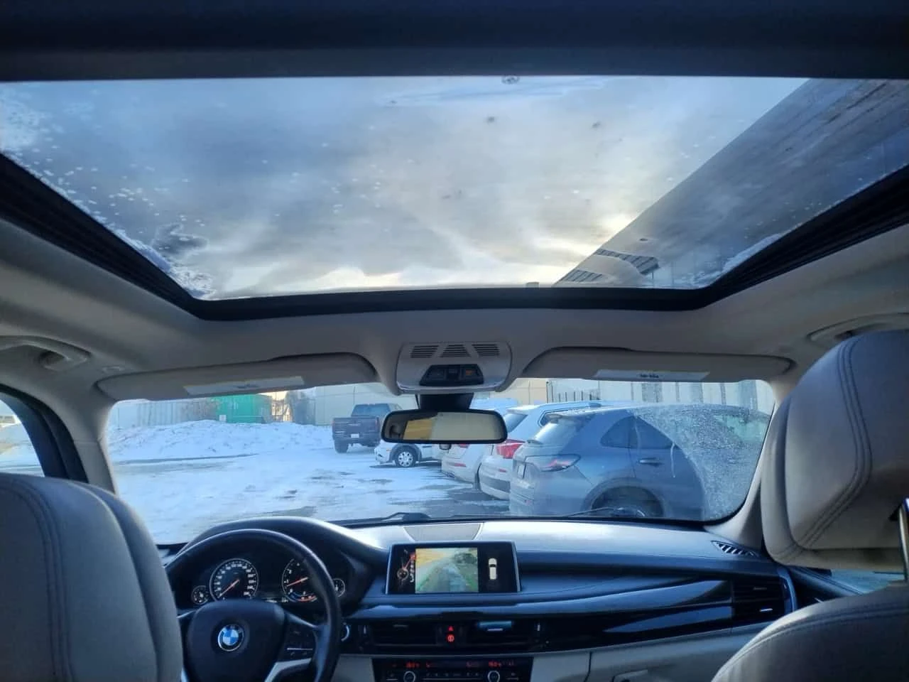 BMW X5 * xDrive35i * COMFORT SEATS* ОБДУХВАНЕ* H/K* ПАНОР, снимка 17 - Автомобили и джипове - 53906874