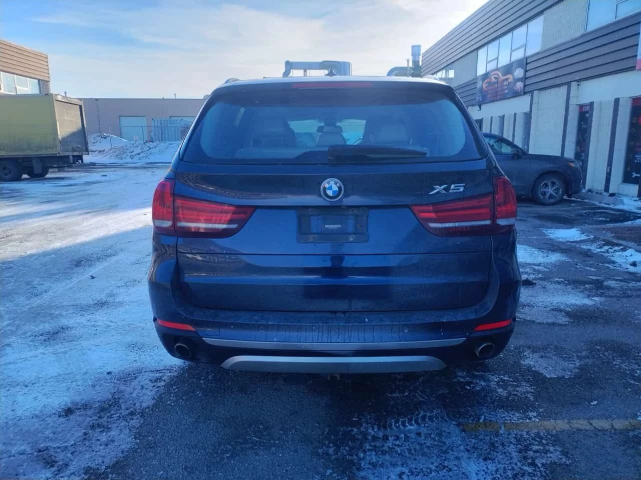 BMW X5 * xDrive35i * COMFORT SEATS* ОБДУХВАНЕ* H/K* ПАНОР, снимка 4 - Автомобили и джипове - 53906874