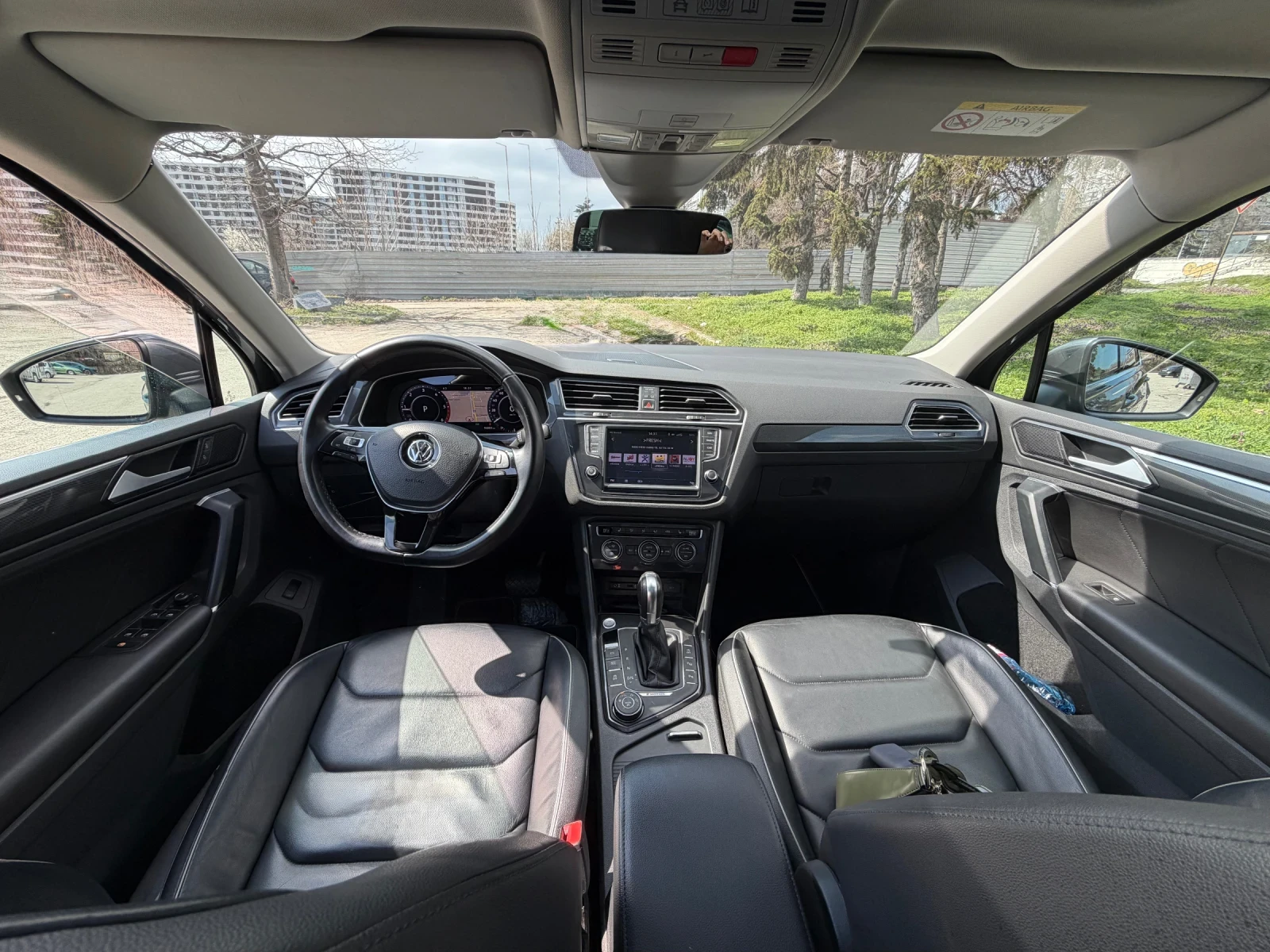 VW Tiguan R line BiTDI, снимка 5 - Автомобили и джипове - 54041813