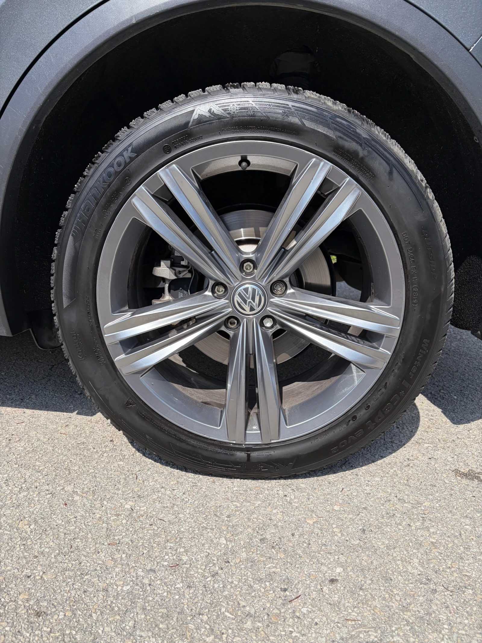 VW Tiguan R line BiTDI, снимка 8 - Автомобили и джипове - 54041813