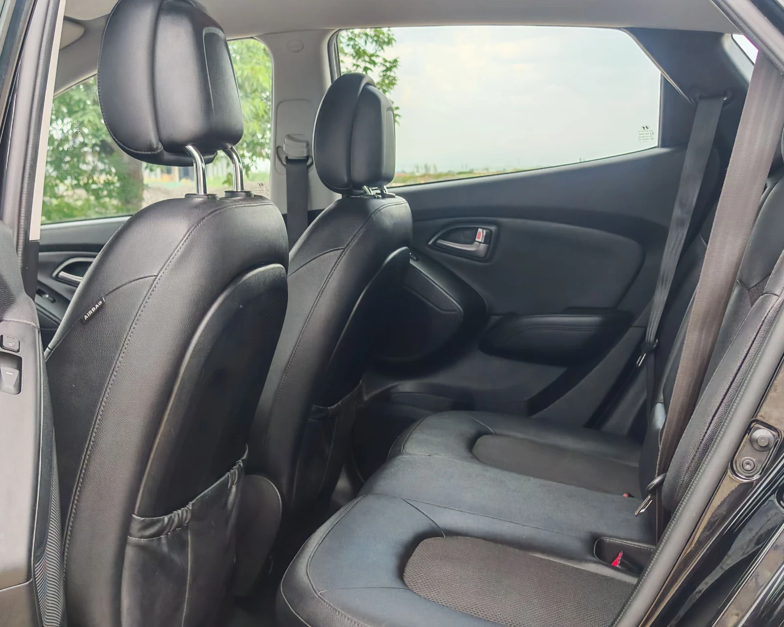 Hyundai IX35 1.7 ДИЗЕЛ 116 К.С. ФЕЙСЛИФТ! УНИКАЛЕН! , снимка 12 - Автомобили и джипове - 55149360