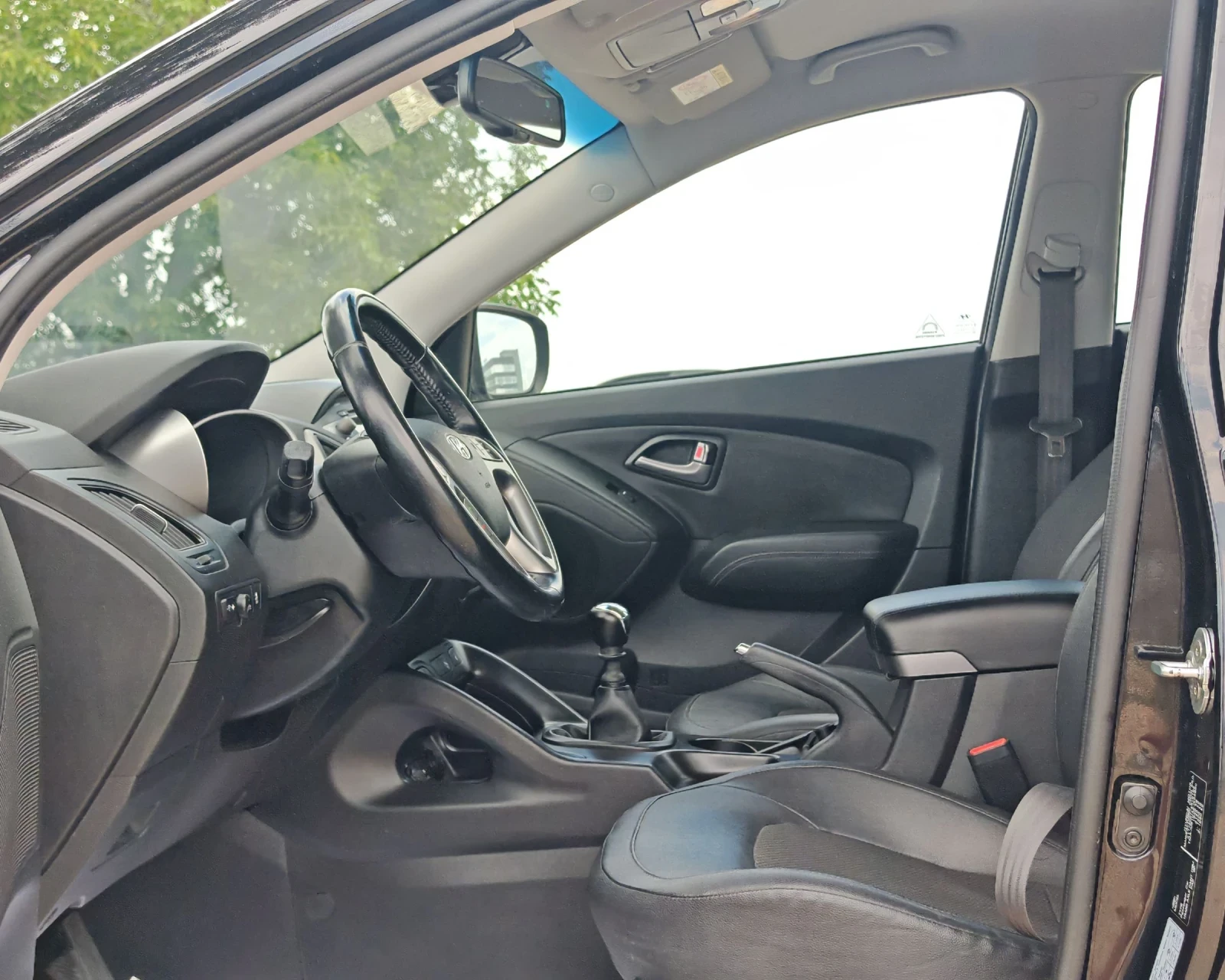 Hyundai IX35 1.7 ДИЗЕЛ 116 К.С. ФЕЙСЛИФТ! УНИКАЛЕН! , снимка 8 - Автомобили и джипове - 55149360