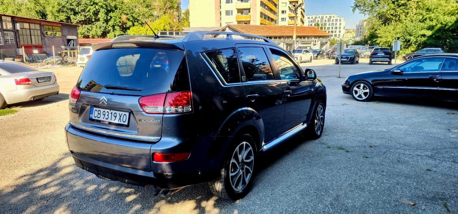 Citroen C-Crosser 2.2HDI 7местен , снимка 4 - Автомобили и джипове - 55571906