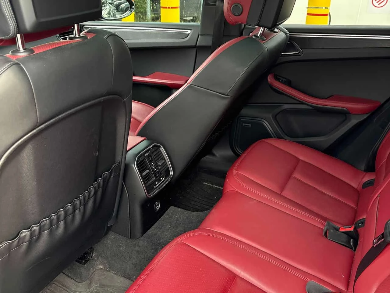 Porsche Macan * GTS * АВТОКРЕДИТ БЕЗ ПЪРВОНАЧАЛНА ВНОСКА* , снимка 3 - Автомобили и джипове - 55575919