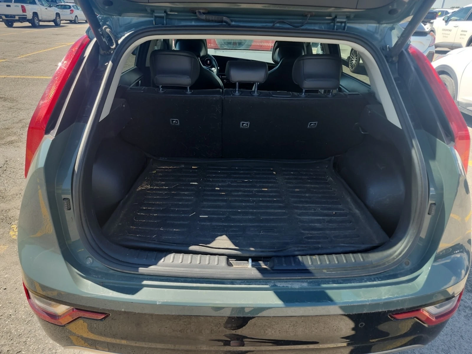 Kia Niro LIMITED/CARFAX/ПОДГРЕВ/ШИБЕДАХ/ФИНАНСИРАНЕ, снимка 14 - Автомобили и джипове - 55991926