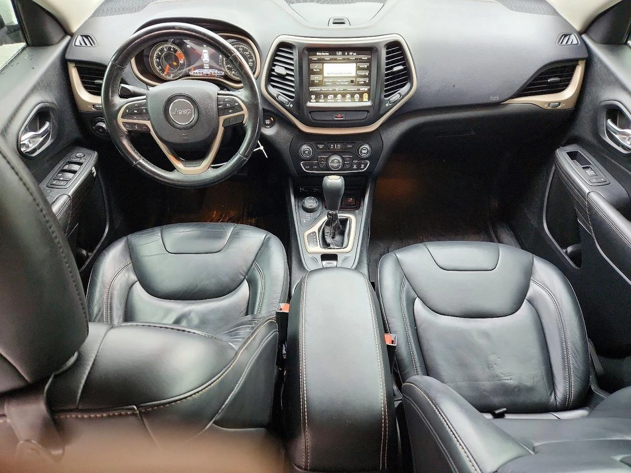 Jeep Cherokee 3.2l Limited, снимка 8 - Автомобили и джипове - 56145927