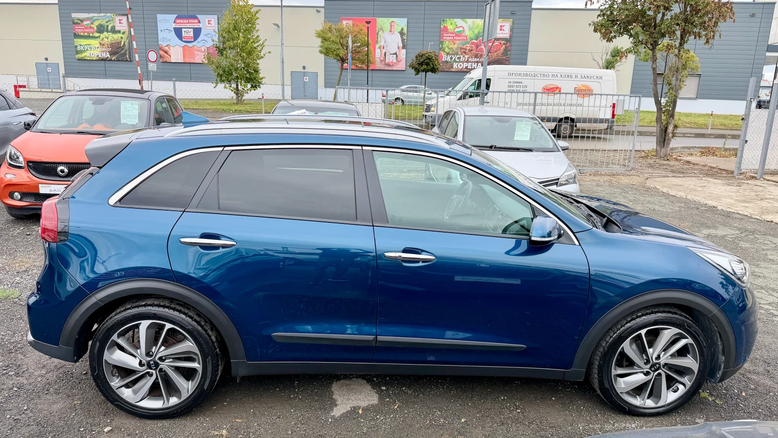 Kia Niro HYBRID! ���� ���������!KeyLessGo, JBL, PDC, ������ | Mobile.bg � ����������� 4