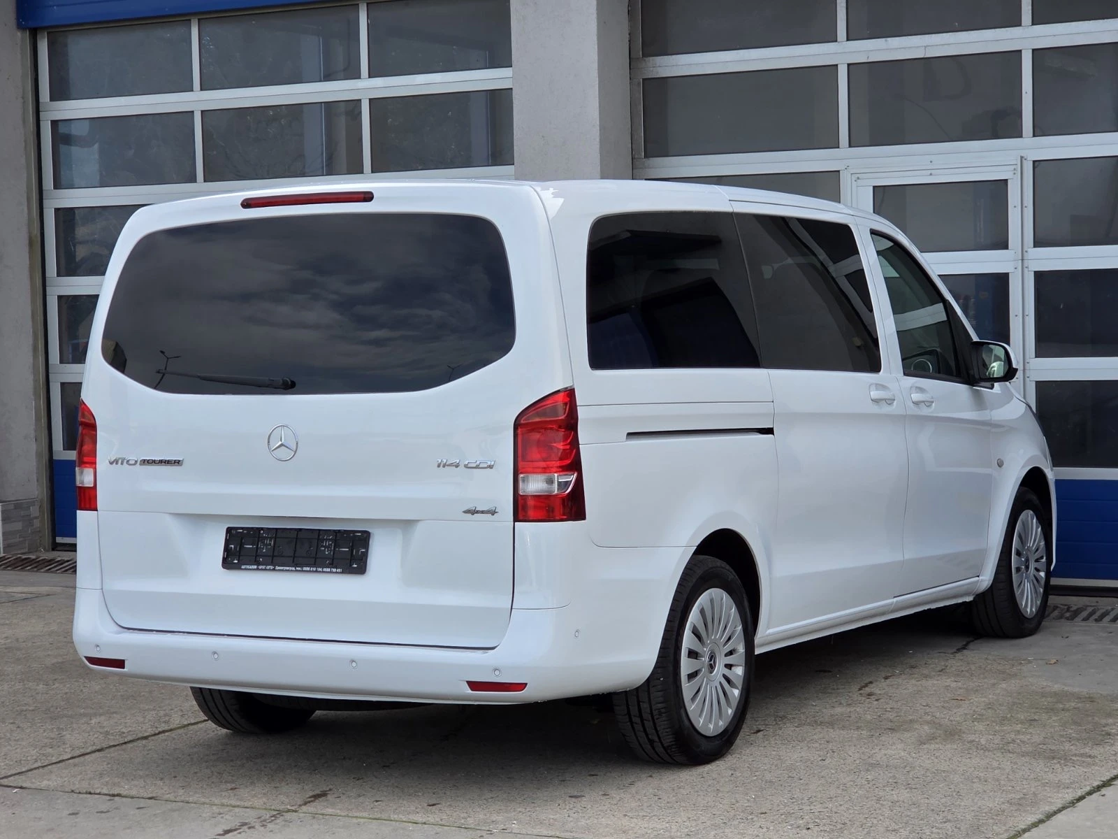 Mercedes-Benz Vito 114 CDI TOURER/8+ 1/AUTOMATIC/4x4 - изображение 3