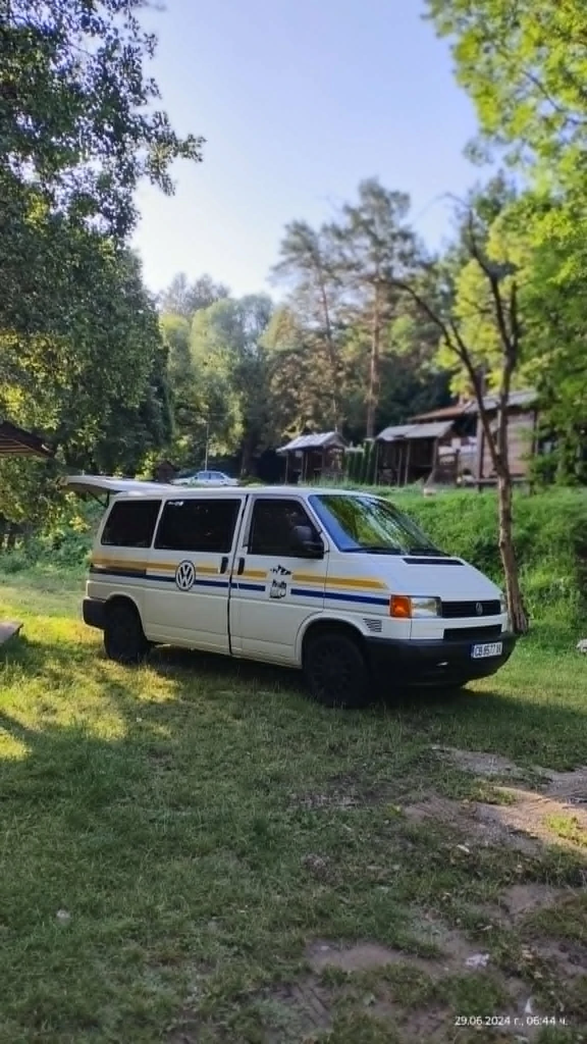 VW T4 Caravelle 1.9TDI, снимка 2 - Бусове и автобуси - 54814343