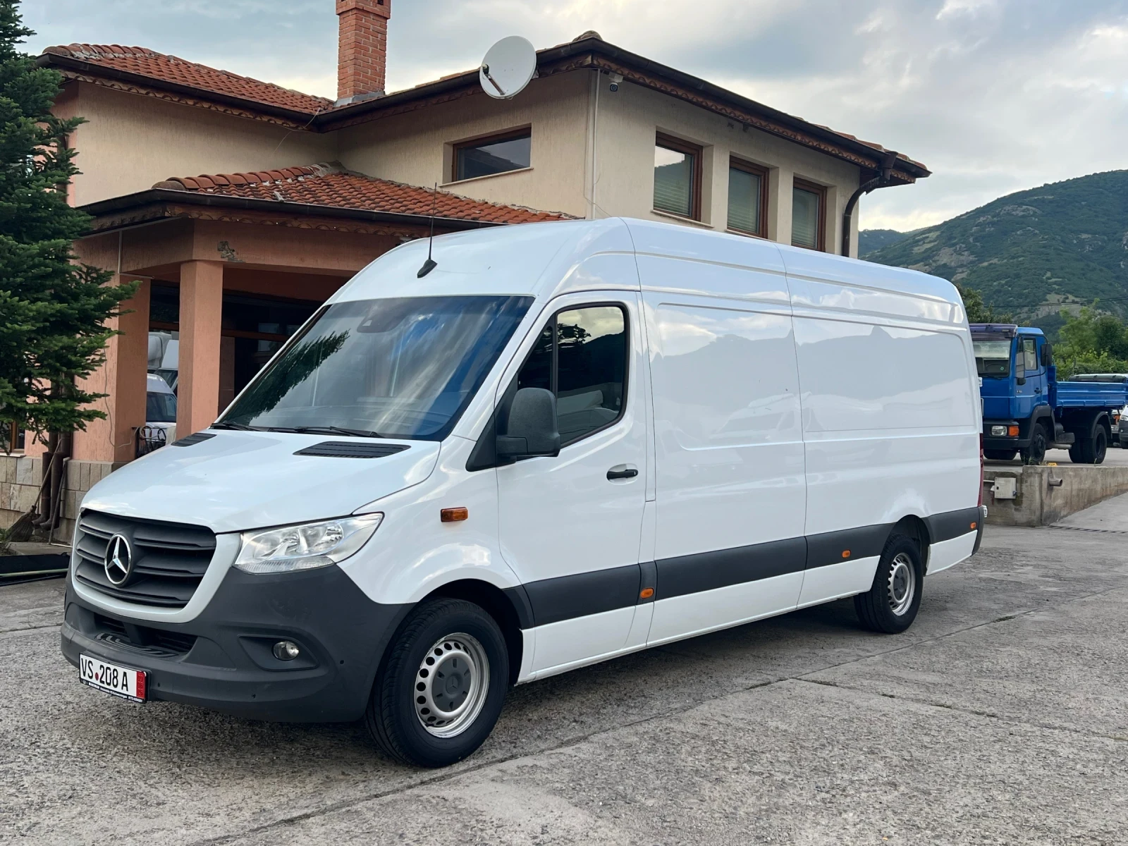 Mercedes-Benz Sprinter 316 MAXI, снимка 2 - Бусове и автобуси - 54918016