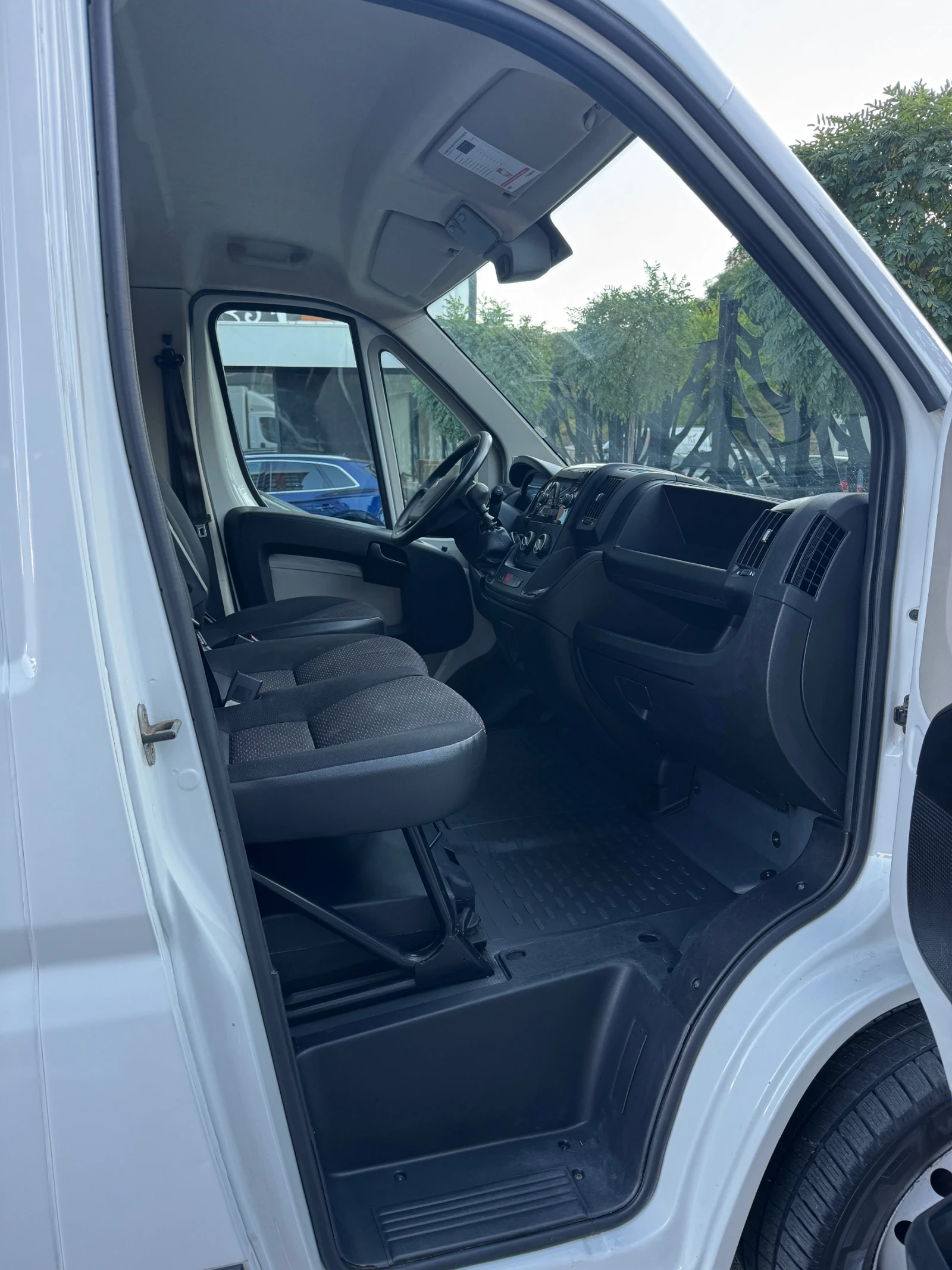 Peugeot Boxer Хладилен , снимка 6 - Бусове и автобуси - 56299278
