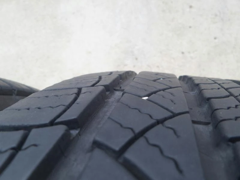 Гуми Всесезонни 265/60R18, снимка 3 - Гуми и джанти - 22772041