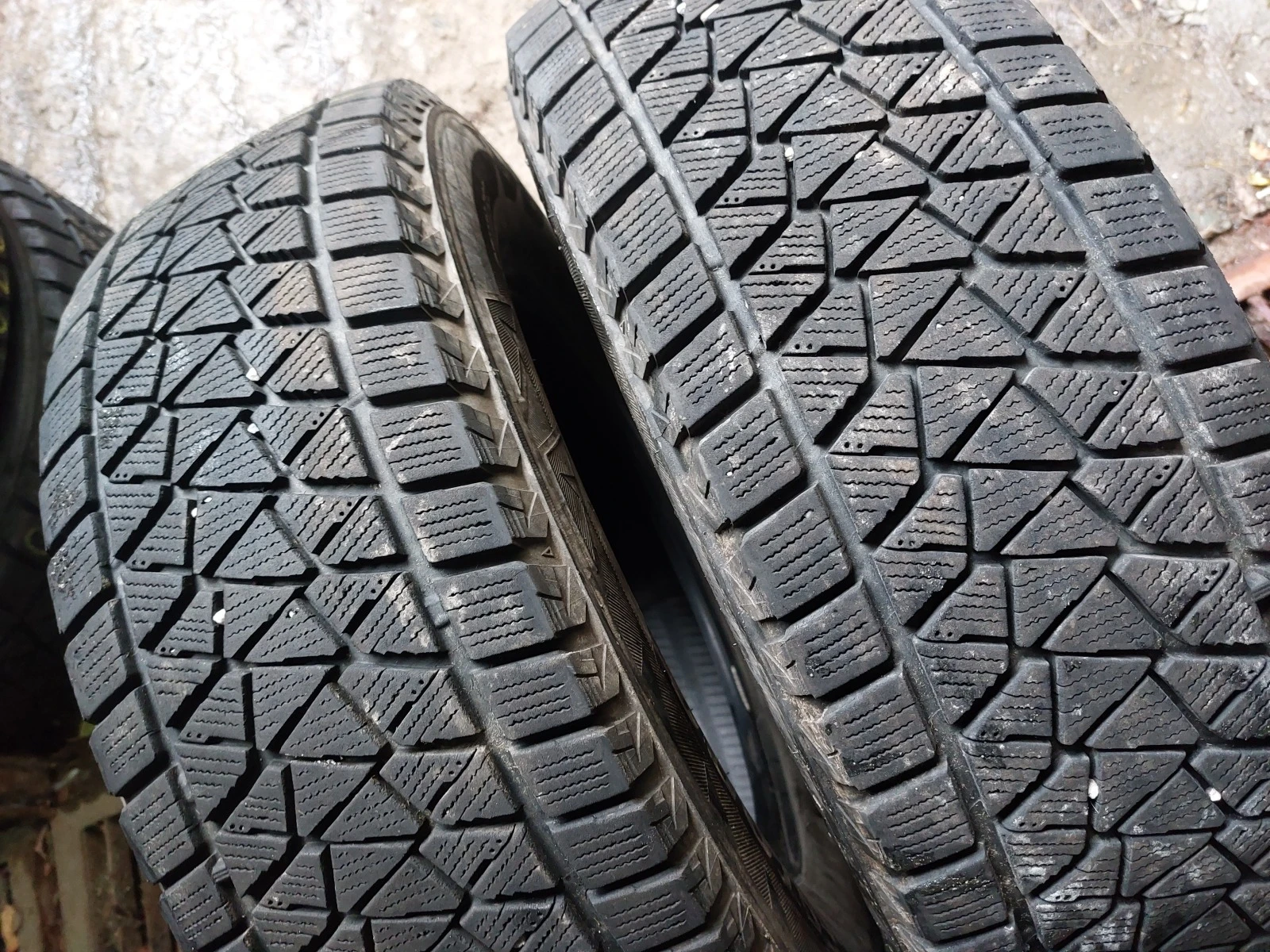 ���� 215/70R16 | Mobile.bg � ����������� 2