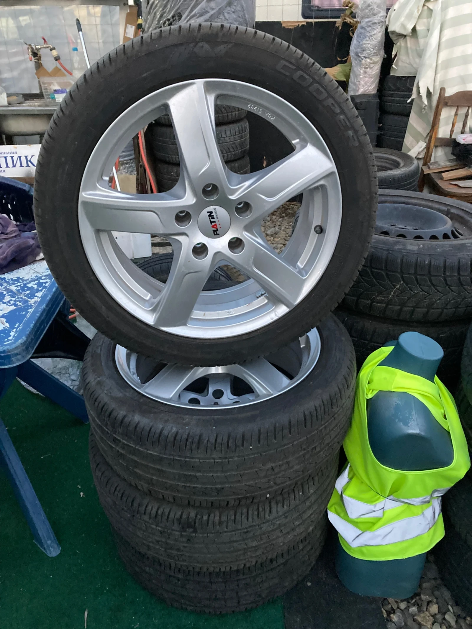 Гуми с джанти 225/50R10 за Renault Megane | Mobile.bg — изображение 1