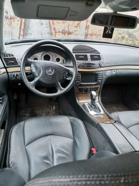 Mercedes-Benz E 320, снимка 3