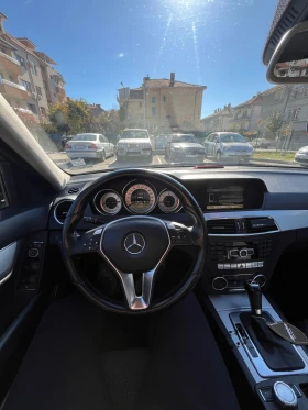 Mercedes-Benz C 220 AVANTGARDE/ Всички екстри/Доказуеми км., снимка 2