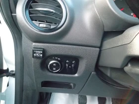 Opel Corsa 1.2 16 V фабрична газ - 3067 € / 5998.53 лв. - 56148718 8
