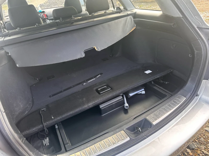 Toyota Avensis 1.8 VVT-I 129кс. НА ЧАСТИ, снимка 13 - Автомобили и джипове - 52982424