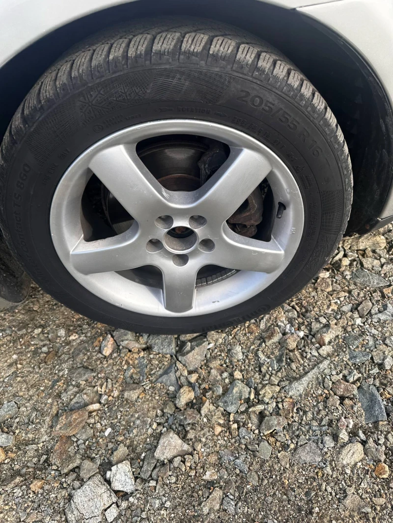 Toyota Avensis 1.8 VVT-I 129кс. НА ЧАСТИ, снимка 10 - Автомобили и джипове - 52982424