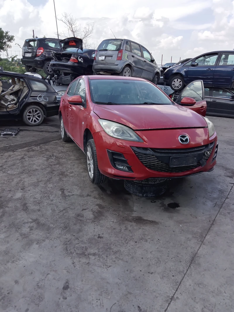 Mazda 3, снимка 1 - Автомобили и джипове - 45613965