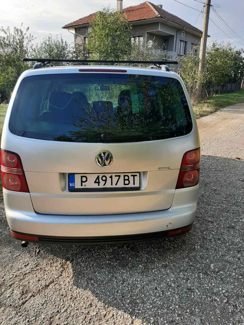 VW Touran Ecofuel, снимка 5 - Автомобили и джипове - 47561747