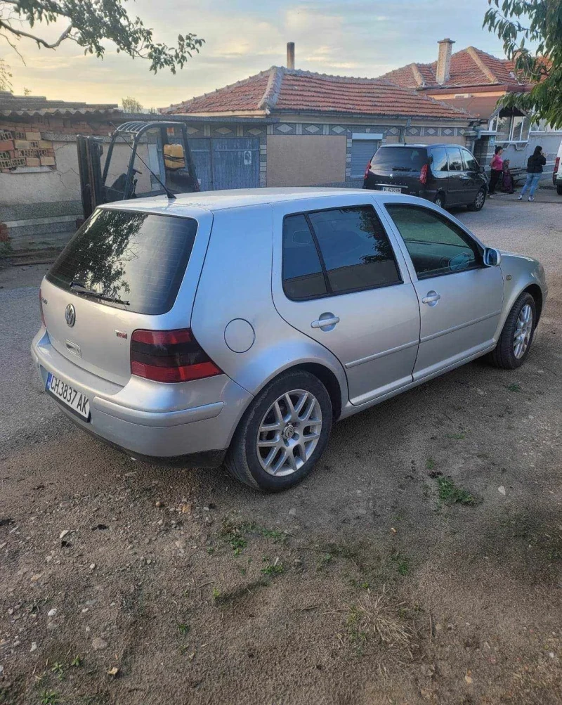 VW Golf 1.9 TDI 116к.с, снимка 4 - Автомобили и джипове - 47650518