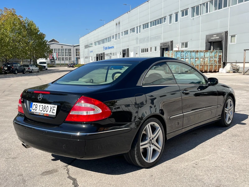 Mercedes-Benz CLK 320i Facelift, снимка 4 - Автомобили и джипове - 47700671