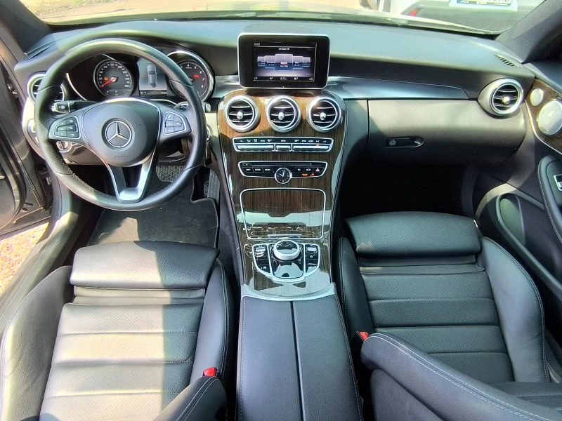 Mercedes-Benz C 300 AMG Line, снимка 9 - Автомобили и джипове - 51130153