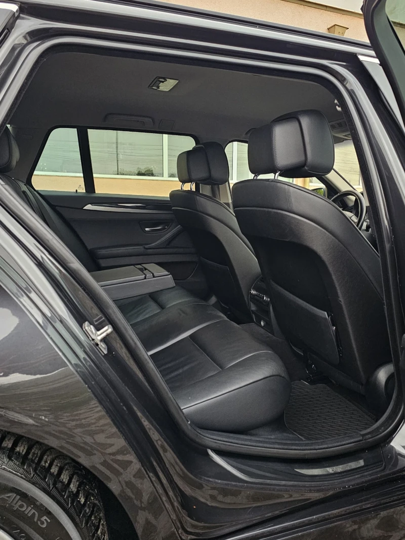 BMW 530 d xDrive Touring 258к.с. Keyless Обслужен, снимка 10 - Автомобили и джипове - 51937152