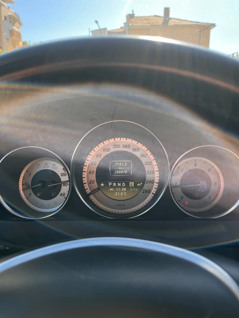 Mercedes-Benz C 220 AVANTGARDE/ Всички екстри/Доказуеми км., снимка 11 - Автомобили и джипове - 52272601