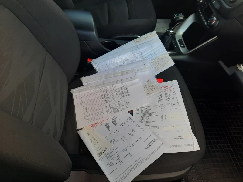 Kia Ceed 1.6 CRDI, снимка 12 - Автомобили и джипове - 53123450