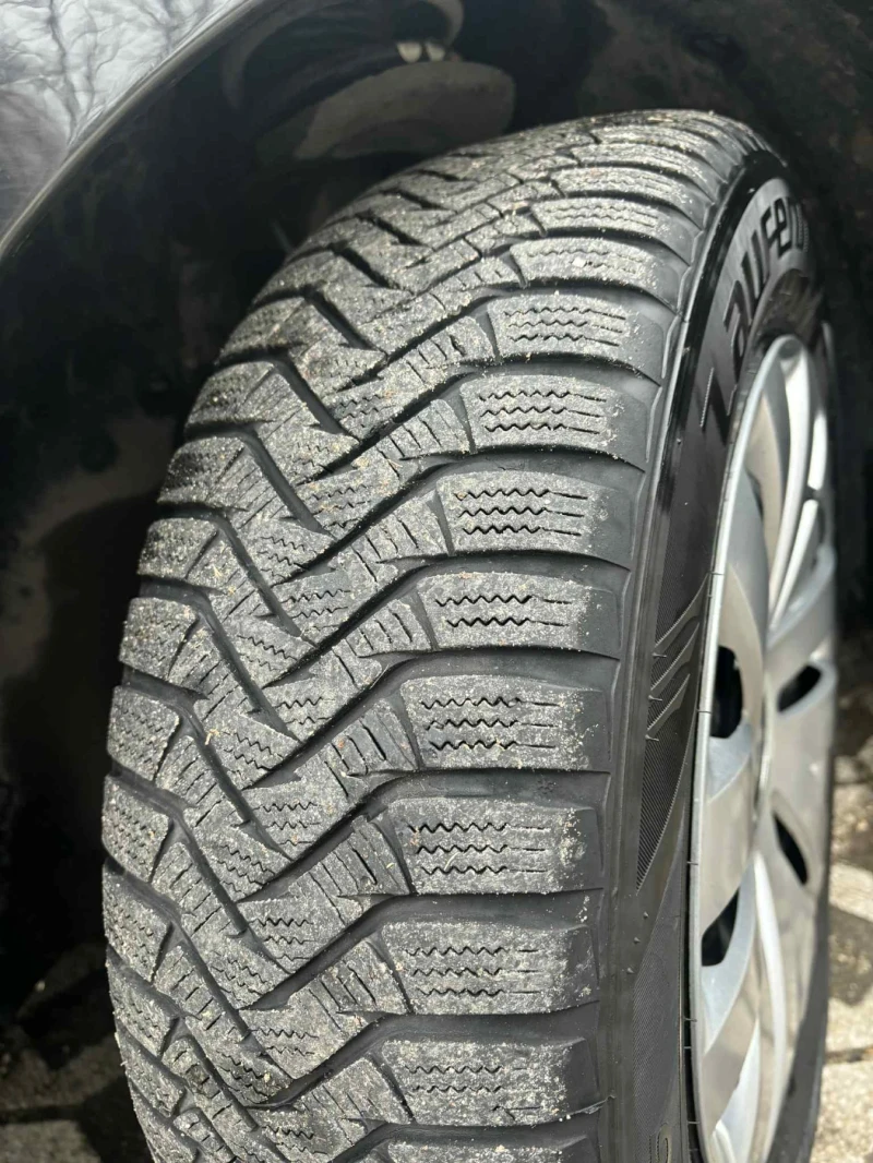 Peugeot 207 1.4i  73 ps стария мотор , GAZ, снимка 6 - Автомобили и джипове - 53294145