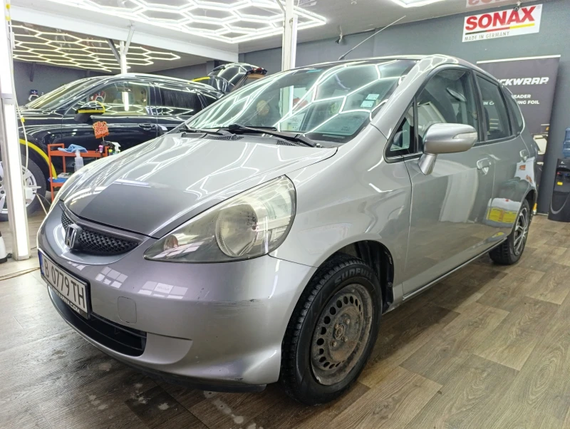 Honda Jazz 1.4i 16V 83к.с., снимка 4 - Автомобили и джипове - 53371162