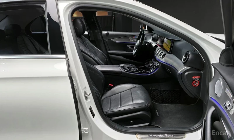 Mercedes-Benz E 300, снимка 10 - Автомобили и джипове - 53593899