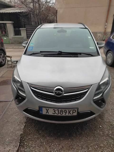 Opel Zafira Tourer, снимка 1 - Автомобили и джипове - 49300567